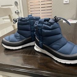 Youth Boys Snow Boots Size 5