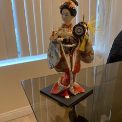 Pretty Japanese Doll with drum!