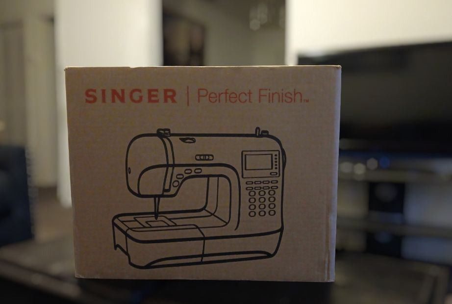 Singer Perfect Finish Sewing Machine