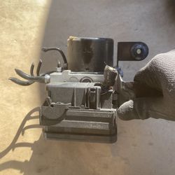 2014 Ford Focus Abs Unit