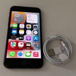 iPhone 7. Like New And Unlocked! 