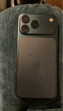 iPhone 17 pro max   Password lock/ICLOUD LOCK