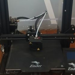 3 D  PRINTER  Brand Is Ender