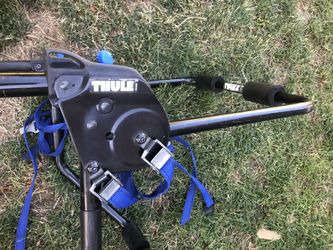 Thule car trunk bike carrier
