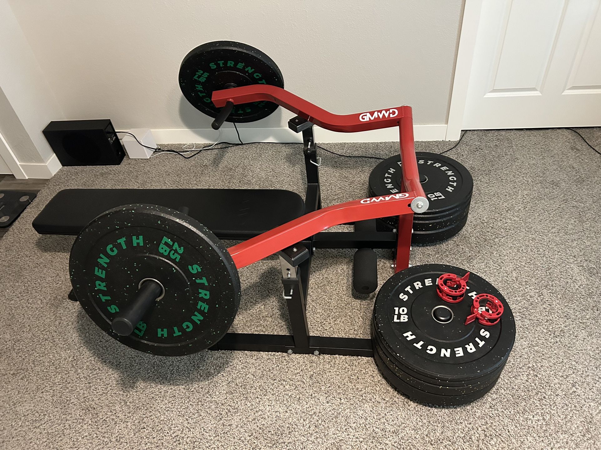 GMWD Chest Press Machine