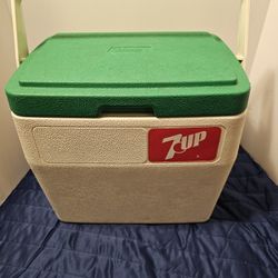 7 UP Coleman Cooler W/ Drain Plug 1993 Made In USA 