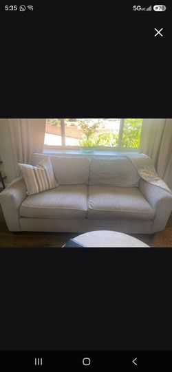 Free Love Seat