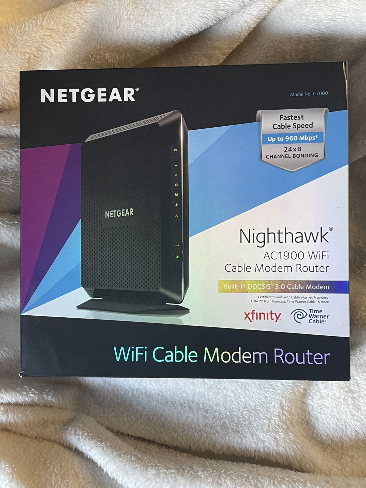 Netgear Nighthawk AC1900 WiFi Cable Modem Router Faster Internet 24x8 Channel Bonding 