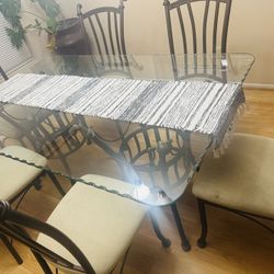 glass tables 