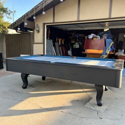 Pool Table 8 Oversized ( Free Delivery & Set Up & New Color Felt Of Your Choice ) 
