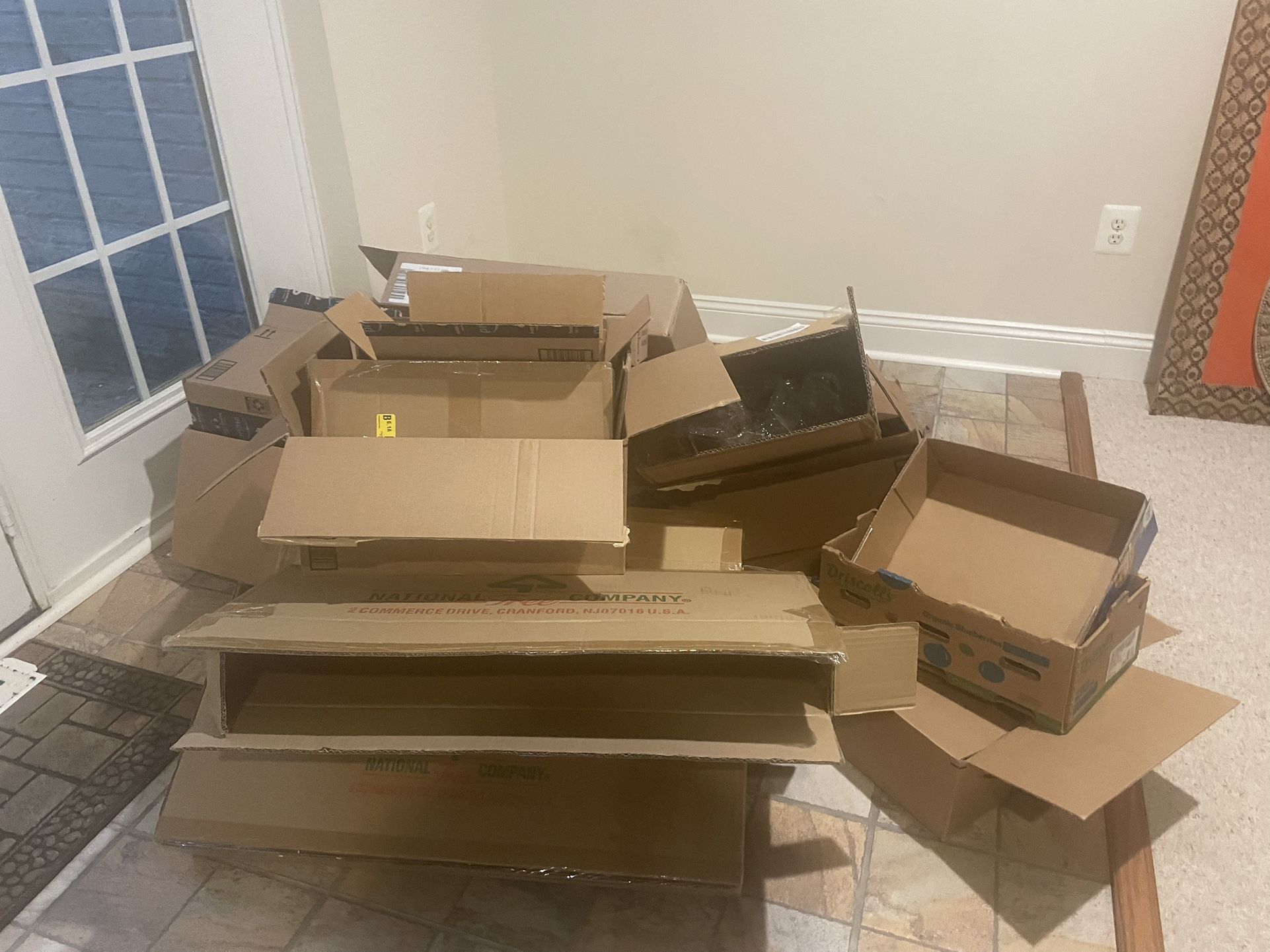 Free Small and Medium Boxes Pick Up By June 30th