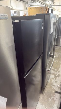 Frigidaire, Top Freezer Refrigerator