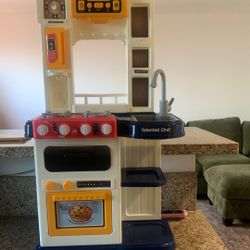 Kitchen Let’s Play Together 