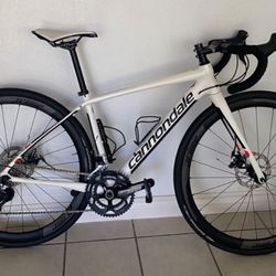 48 Inch Cannondale Road Bike 