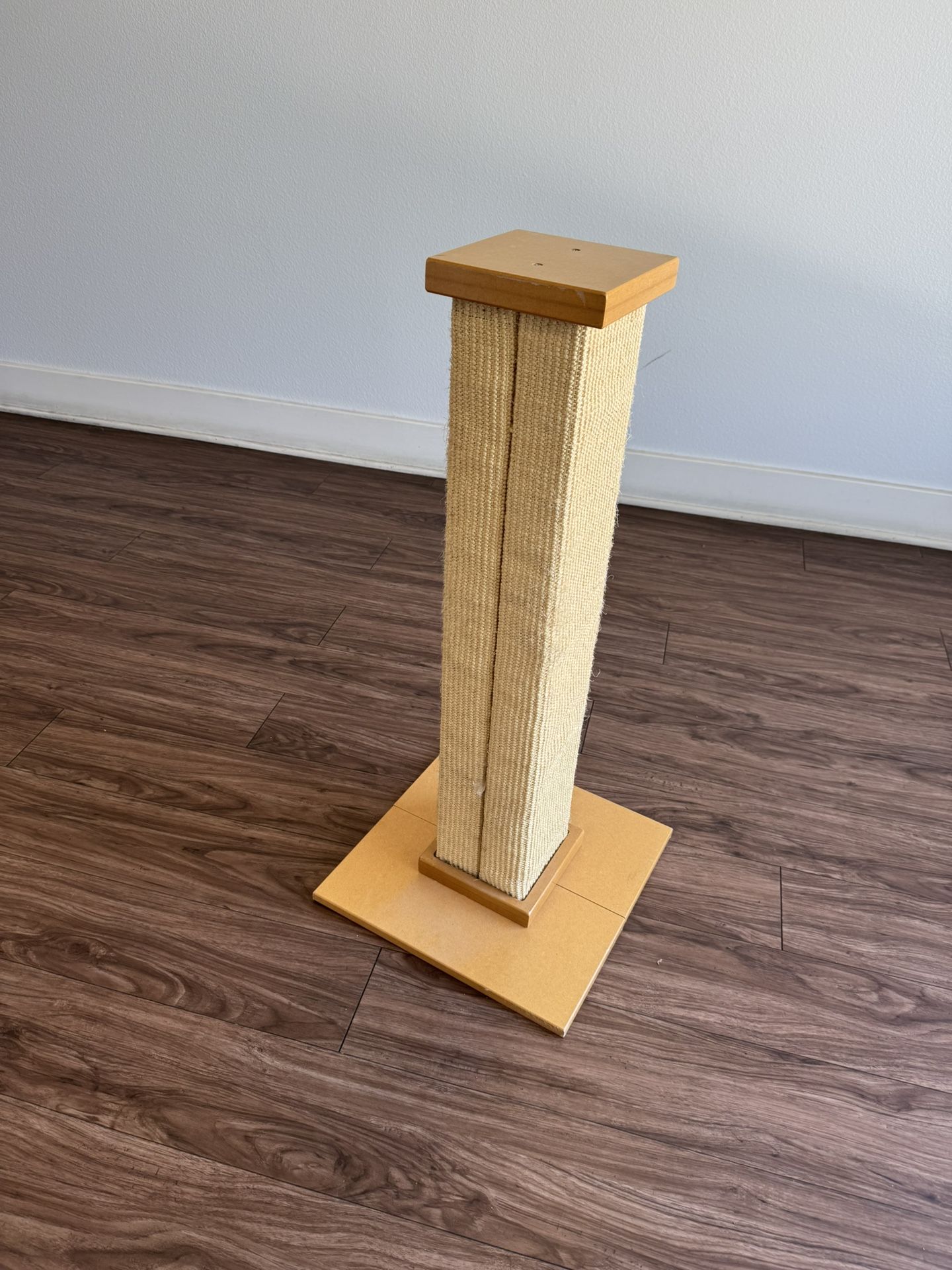 Cat Scratcher