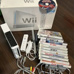 Nintendo Wii Console Lot with 12 Games and original box