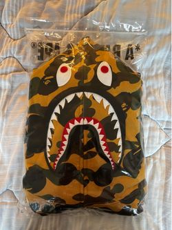 BAPE 1ST CAMO SHARK FULL ZIP HOODIE MENS