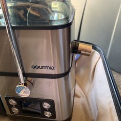 Gourmia juicer 