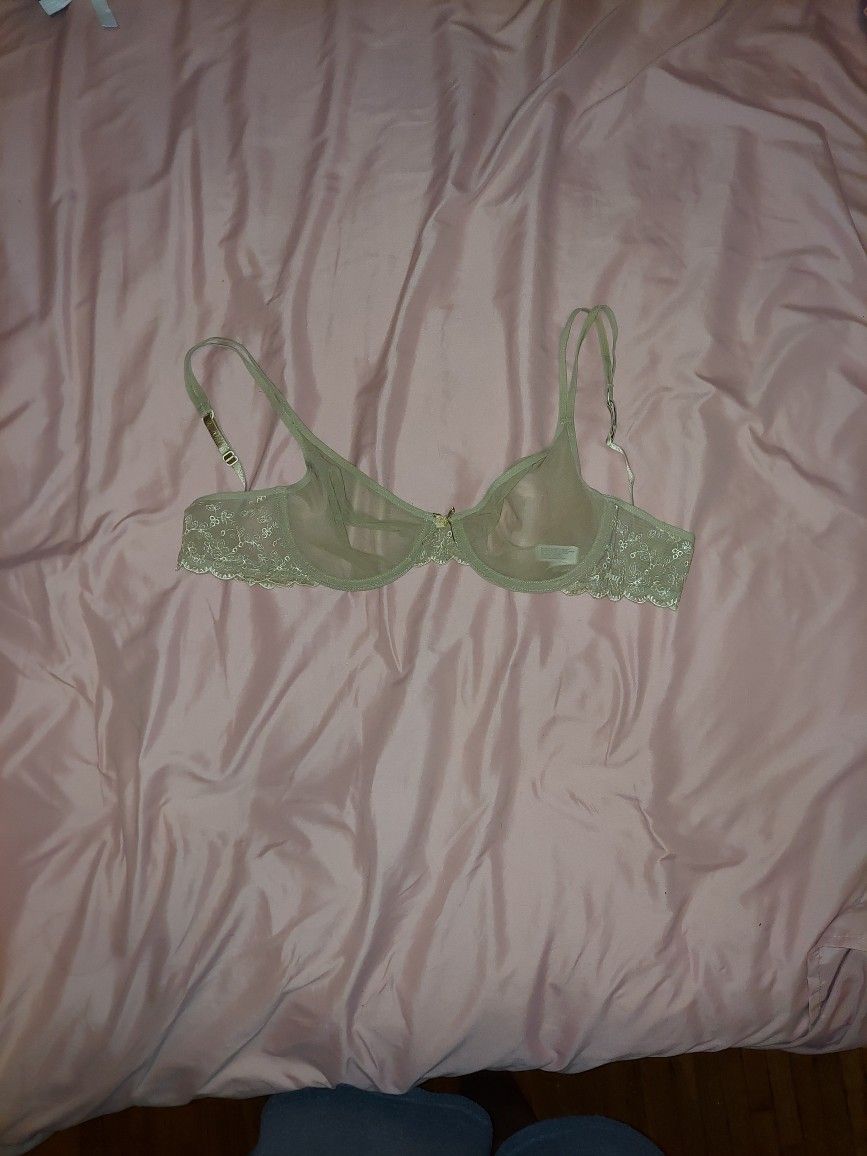 Used EXCELLENT CONDITION DKNY BEIGE BRA