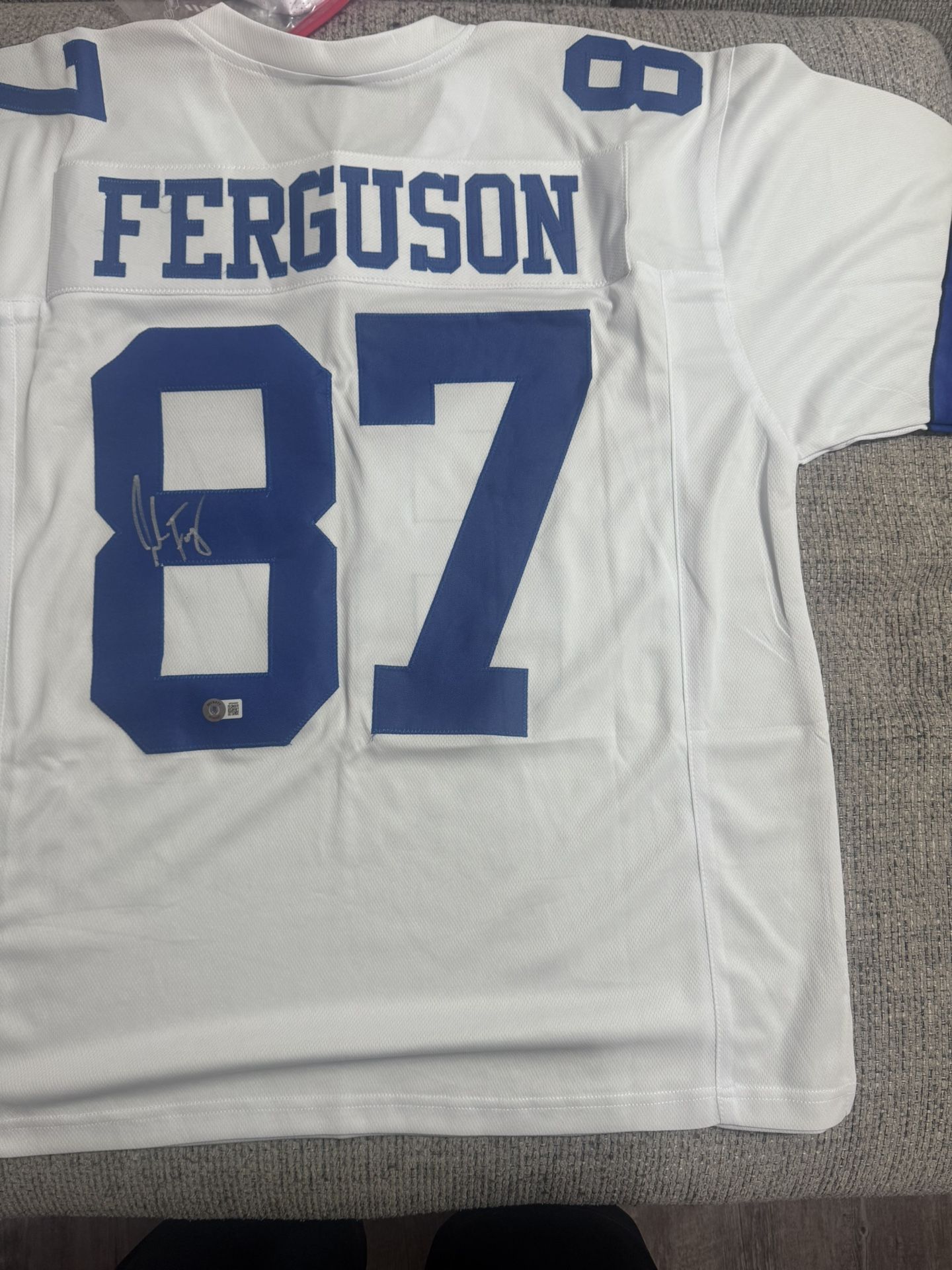 Jake Ferguson Signed Autograph Custom Jersey - Beckett Coa - Dallas Cowboys
