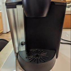 LIKE NEW Keurig Coffee Maker