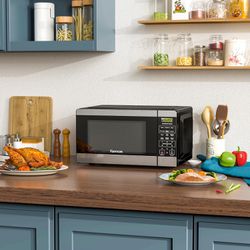 Me more Countertop Microwave Oven 