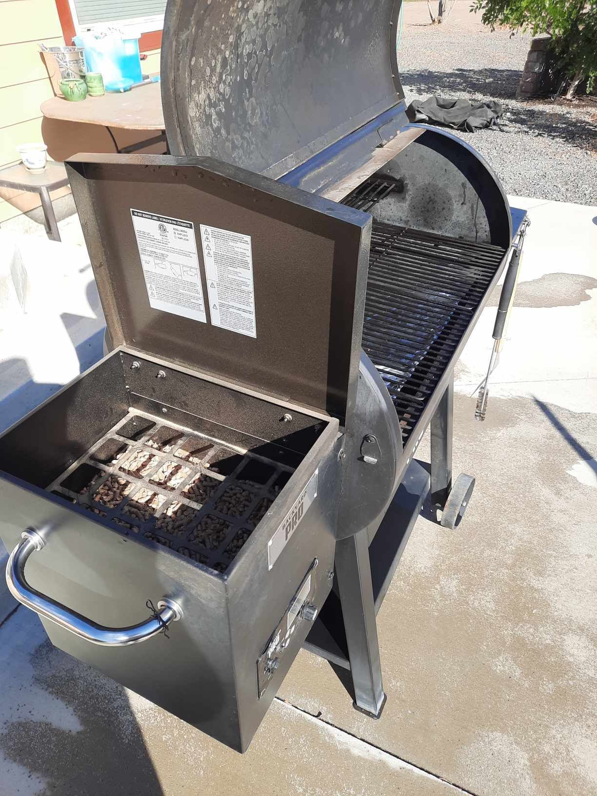 Bbq Smoker