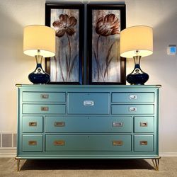 🔆🔆UNIQUE AD TALL LIGHT GREEN NAUTICA CAMPAIGN dresser/buffet/sideboard/tv stand /changing table/credenza/chest