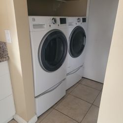 Washer & Dryer 