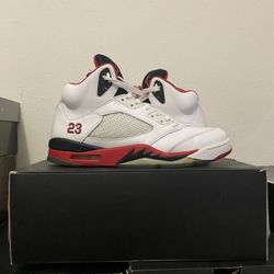 Jordan 5 “Fire Red” Sz. 12