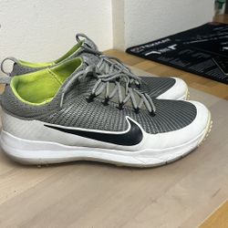  Nike Golf Shoes