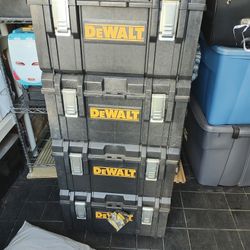 4 Toolbox  DeWalt 