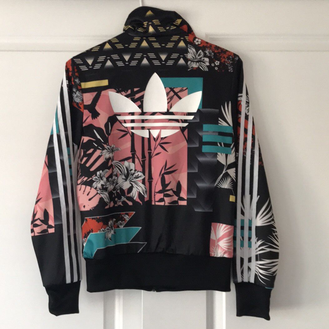 Adidas Originals Firebird Track Top Floral Print Women's Rare for Sale in Lynnwood, WA -