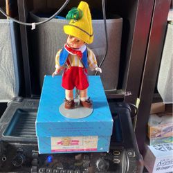 Vintage Madame Alexander ( Pinocchio ) 