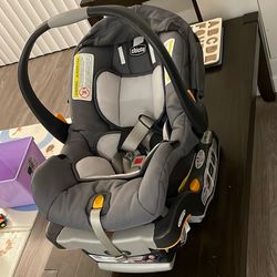 Chicco Baby Car Seat
