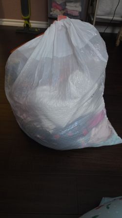 Baby girl clothes 12 to 18M