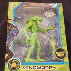 Lanard Aliens Xenomorph Warrior Glow in the Dark Action Figure 🚢🐅🚢