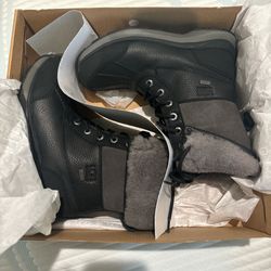 Ugg Waterproof Boots 