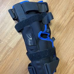 Deroyal Swivel Knee Brace 