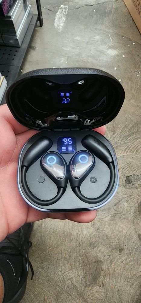 AI 2025 translation headphones