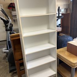 Bookcase / Bookshelf / Shelving 