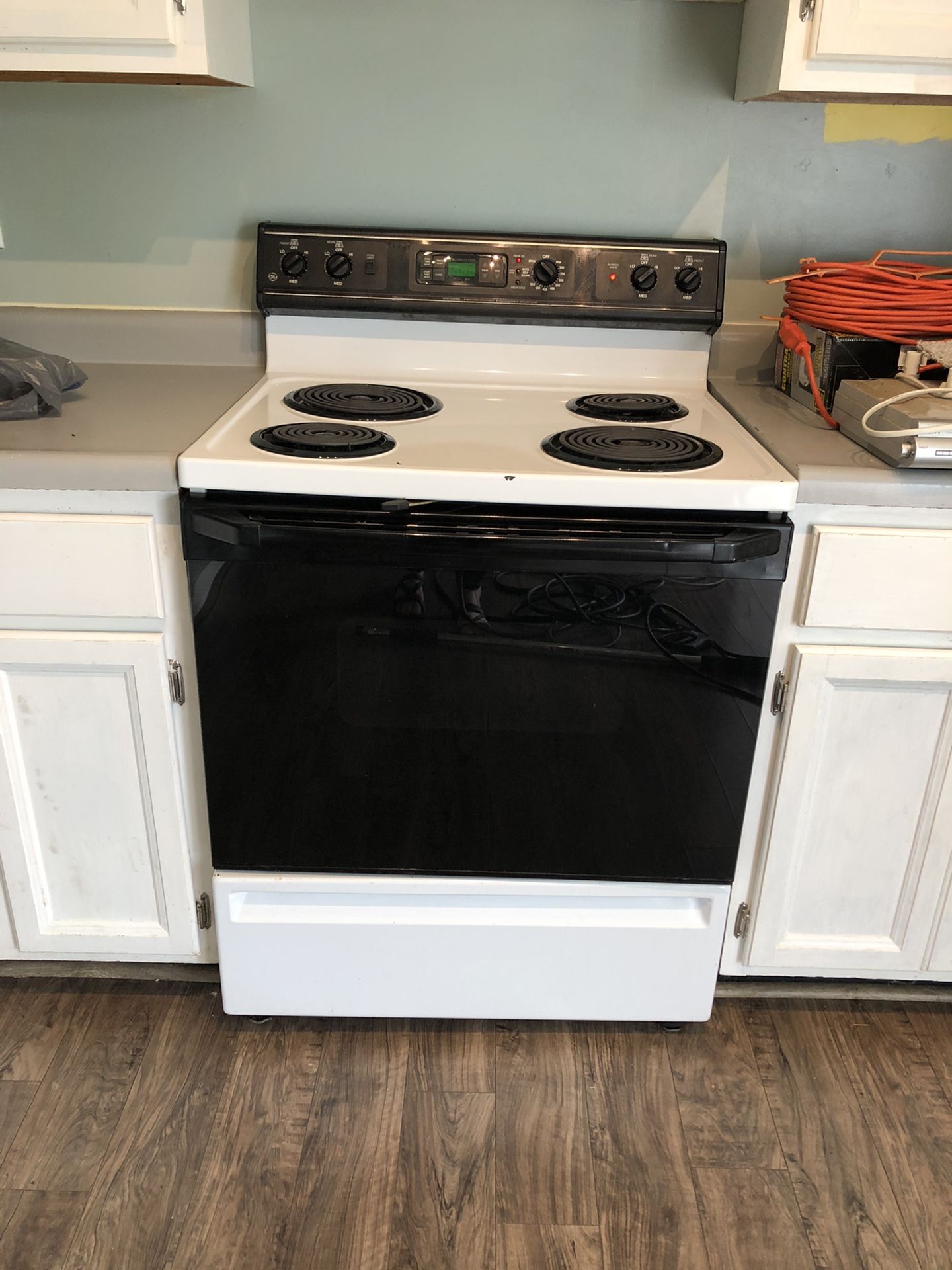 Electric Stove - Coil Top