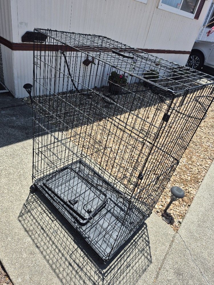 Metal ANIMAL Cage On Wheels