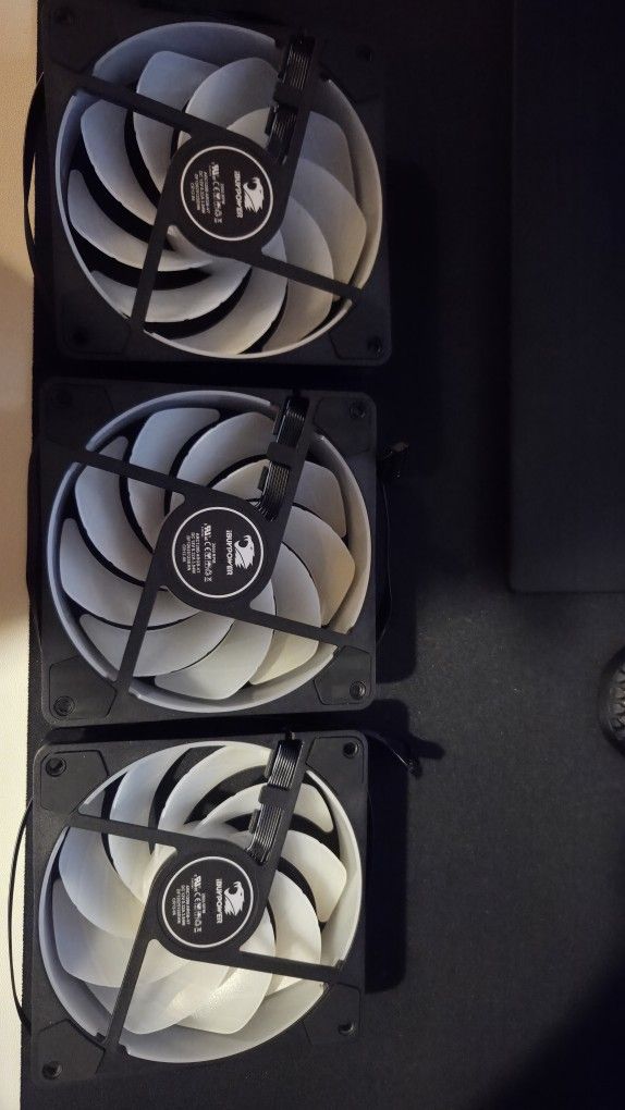 Case Fans With Fan/rgb Hub