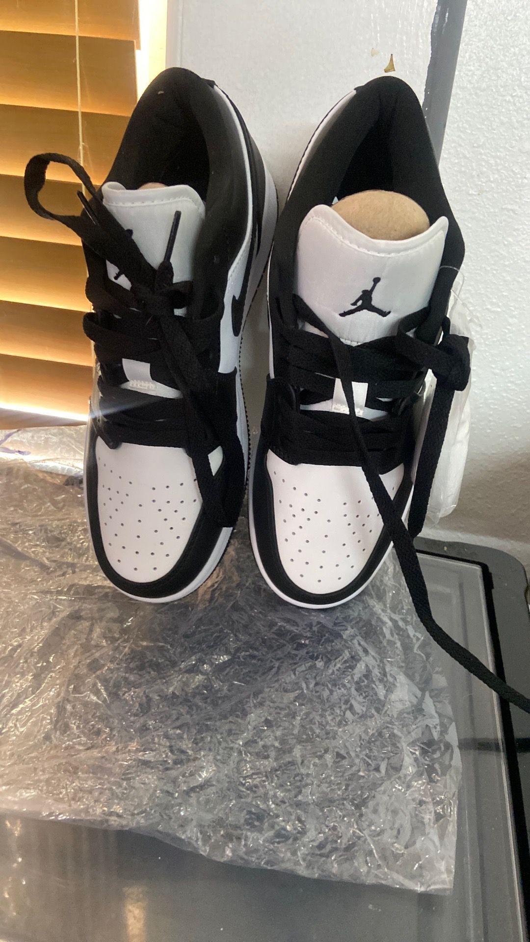 Shoes Nike. J. New size 7 women new no box