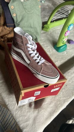 New Women’s Vans