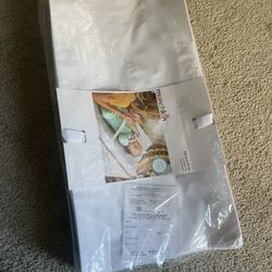 Munchkin Changing Table 