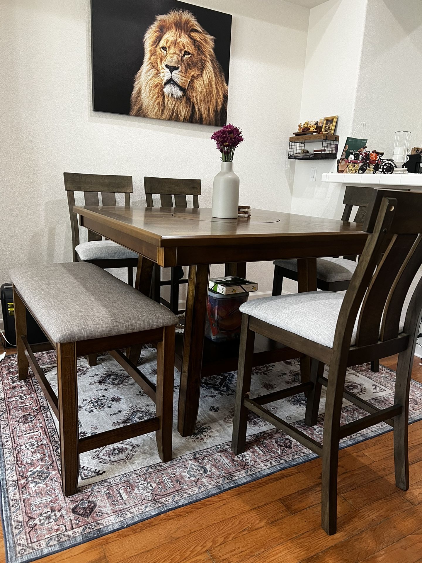 Living Spaces 6 Seater Dining Table With Lazy Susan
