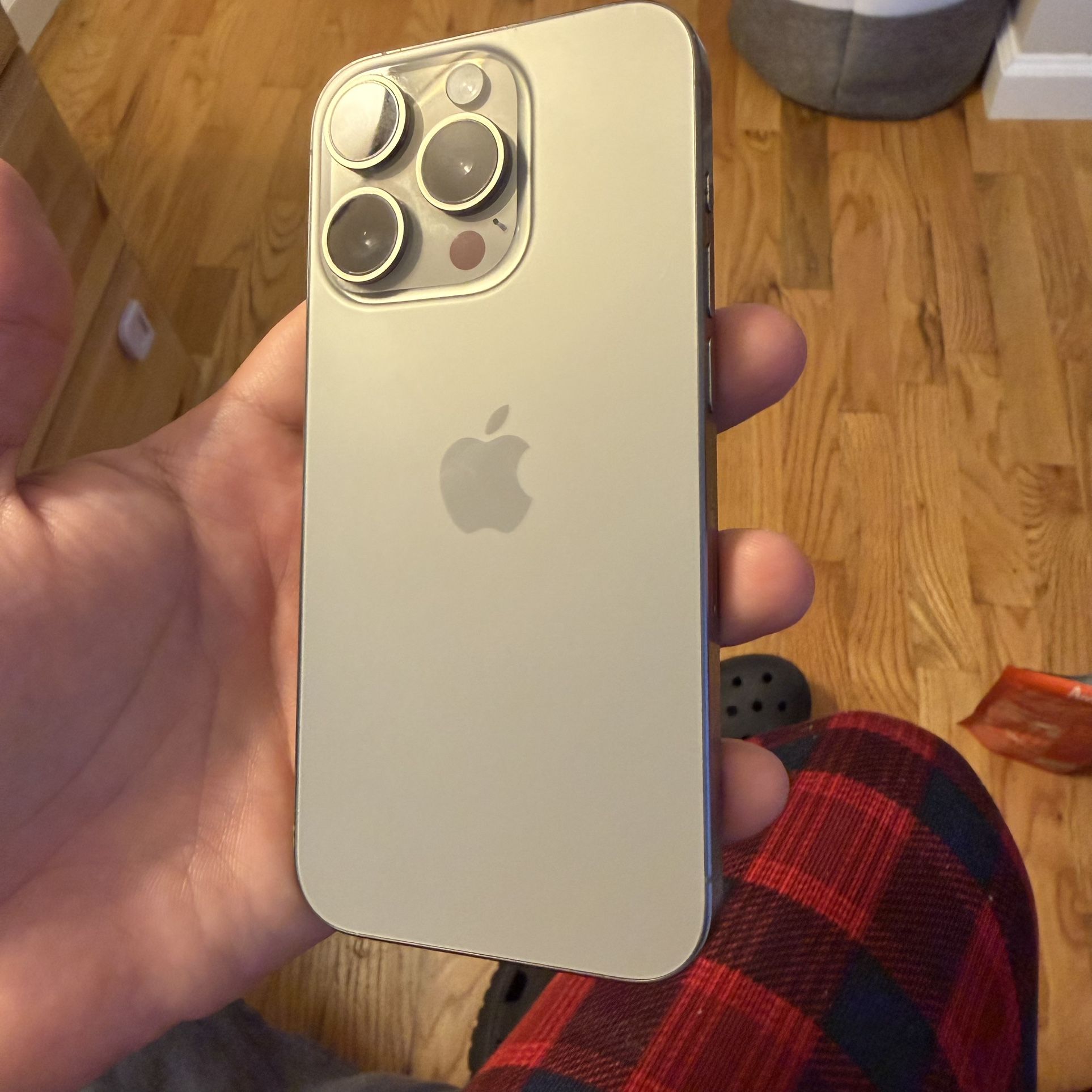 iPhone 15 Pro - 256gb Unlocked 