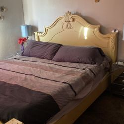 4 Piece Cal King Bedroom Set